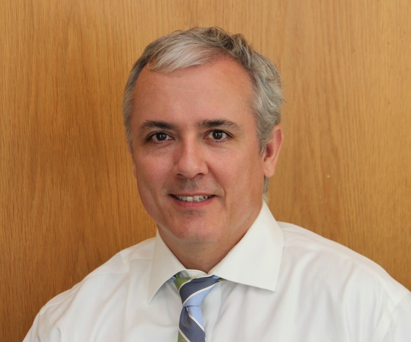 A headshot of Tulane professor Dr. Stephen Murphy.