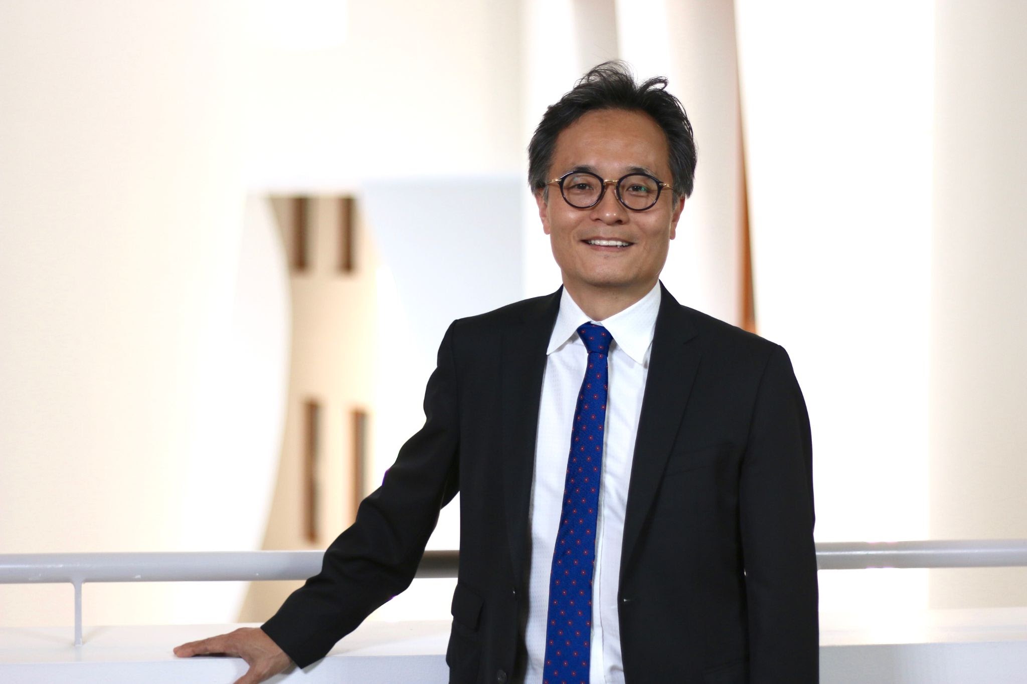 Professor Youngjin Yoo of the Weatherhead School of Management at Case Western Reserve University.